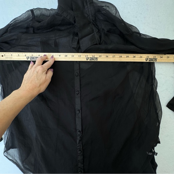 Torrid Chiffon And Satin Button Up black Shirt size 1X - Picture 8 of 9